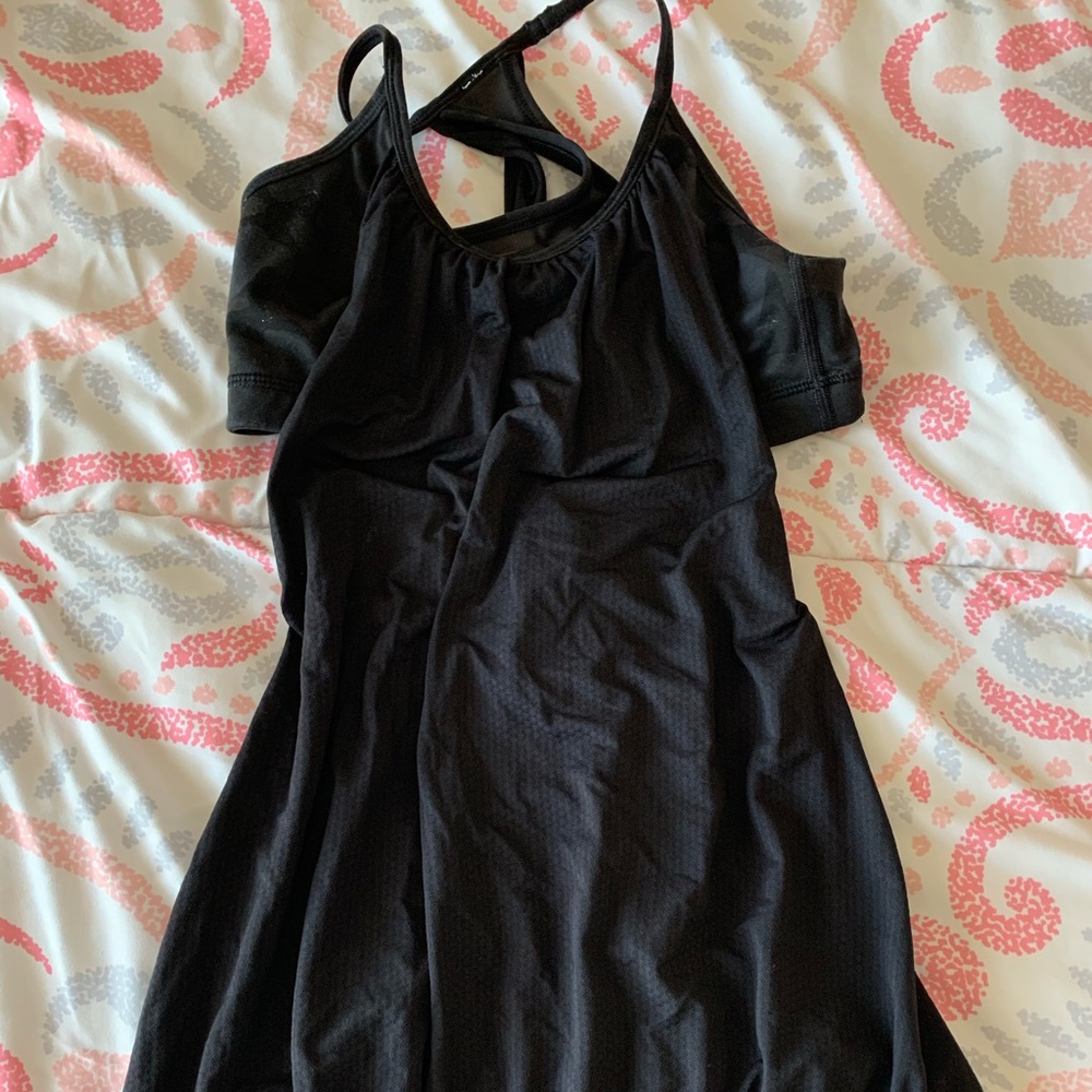 Lululemon workout top